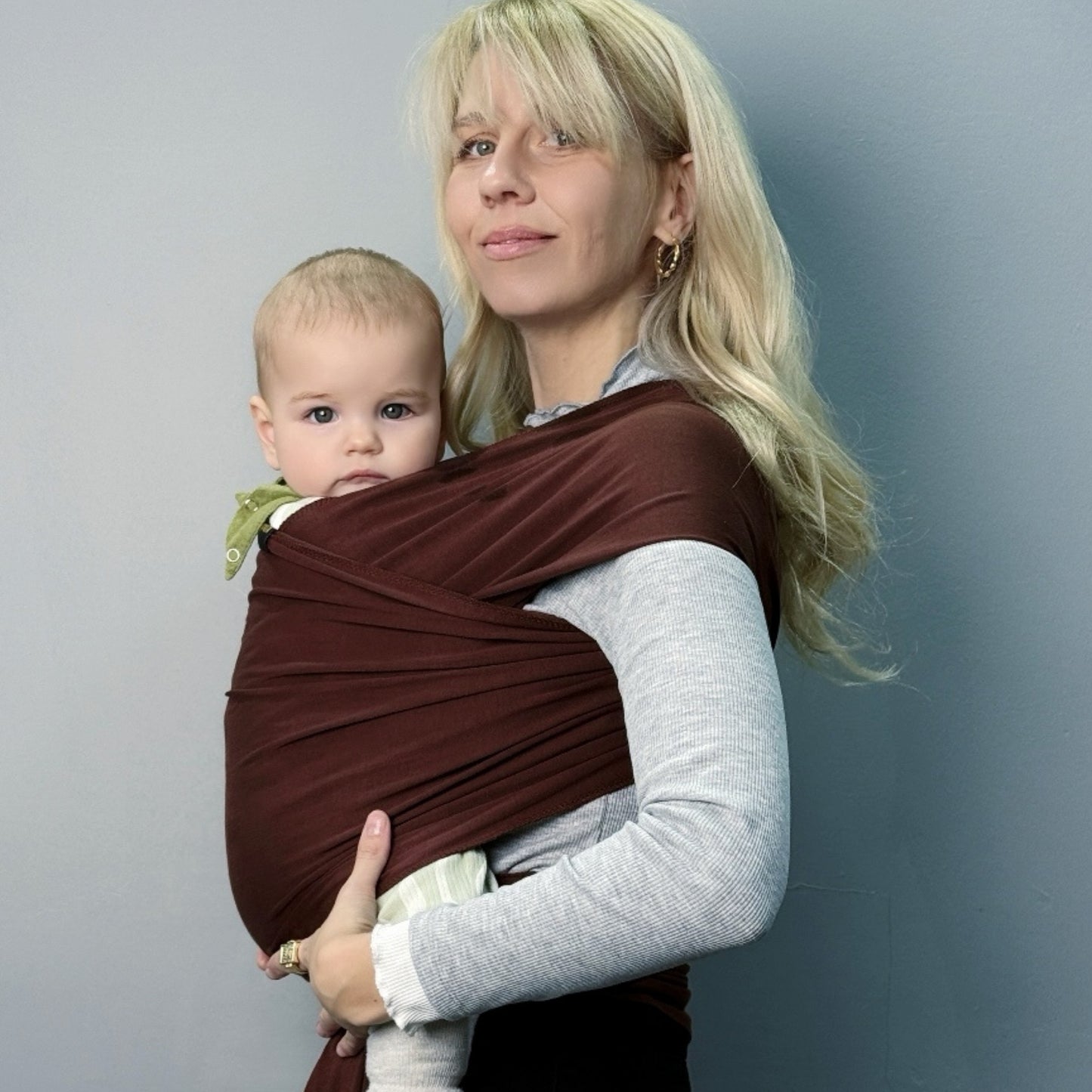 MomKoala Flexible - Kahverengi Wrap Sling Çocuk Taşıyıcı