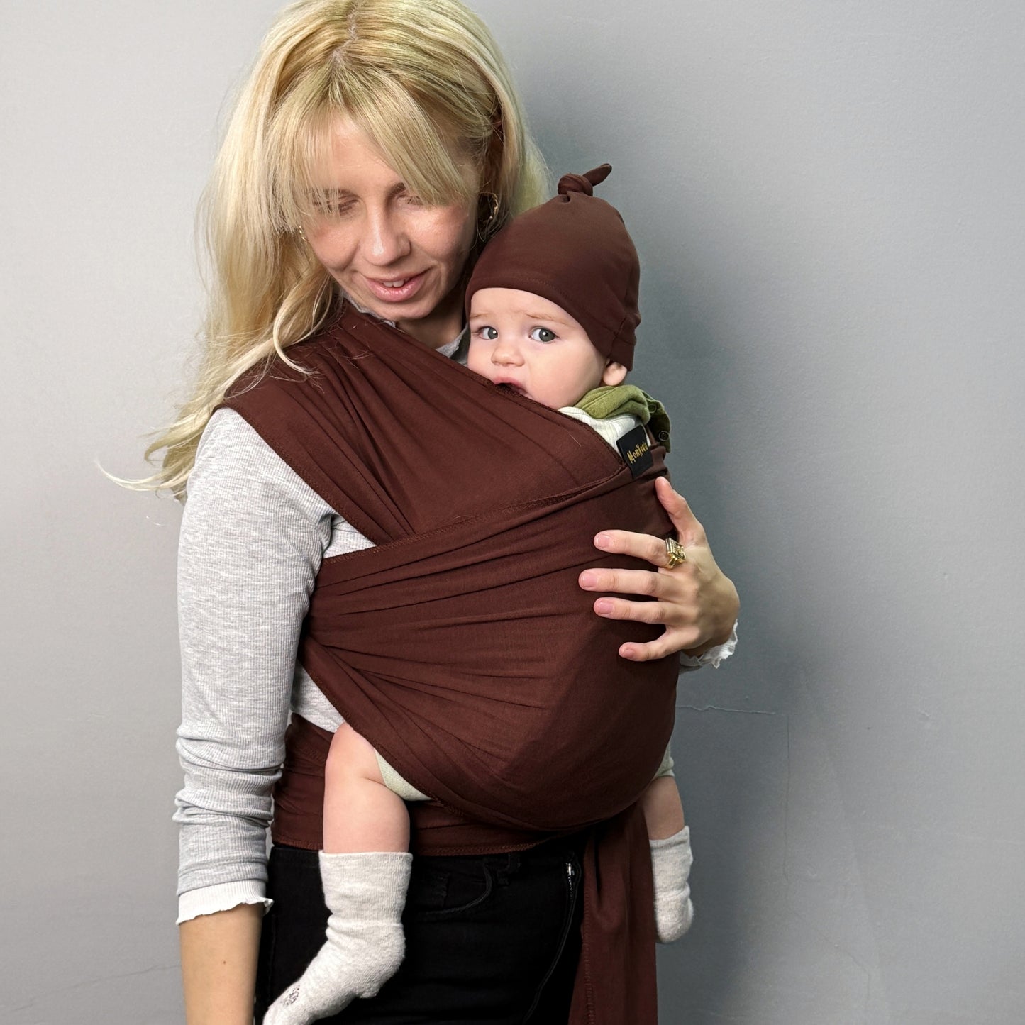 MomKoala Flexible - Kahverengi Wrap Sling Çocuk Taşıyıcı